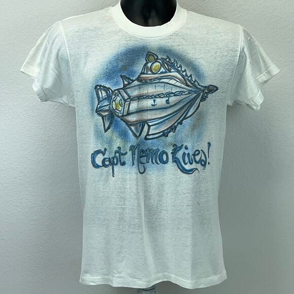 Vintage 80s Captain Nemo Submarine T Shirt Vulcania Disneyland USA White S Small - Picture 2 of 10